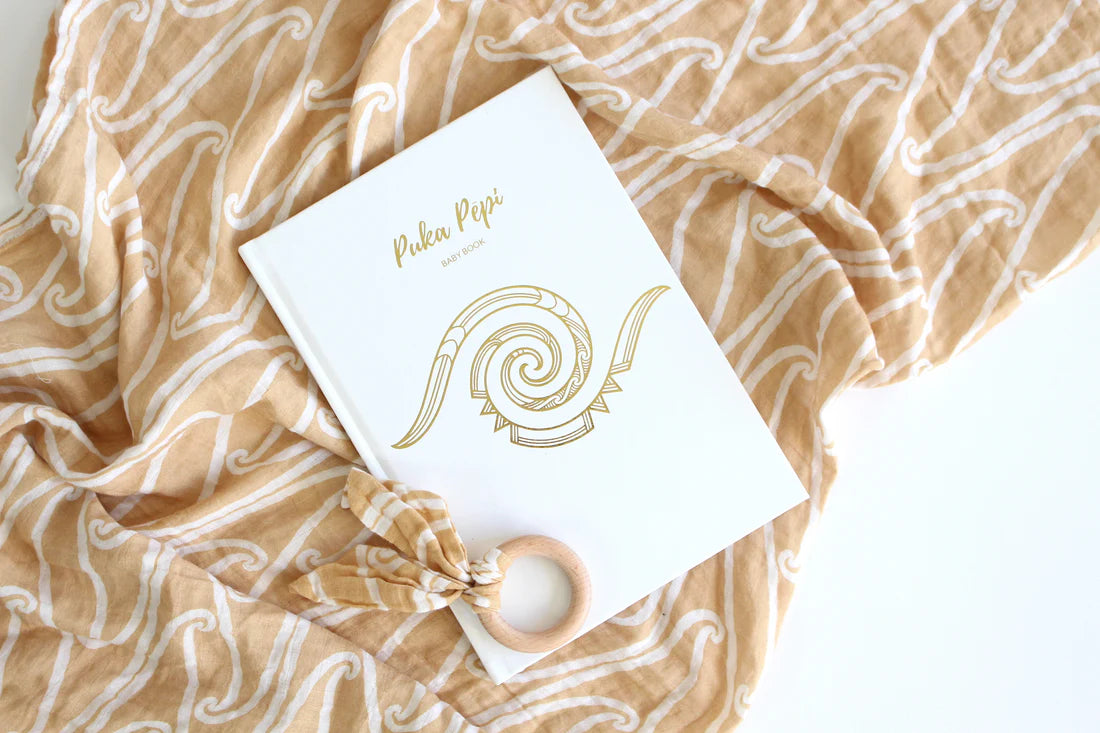 Puka Pepi - Baby Book