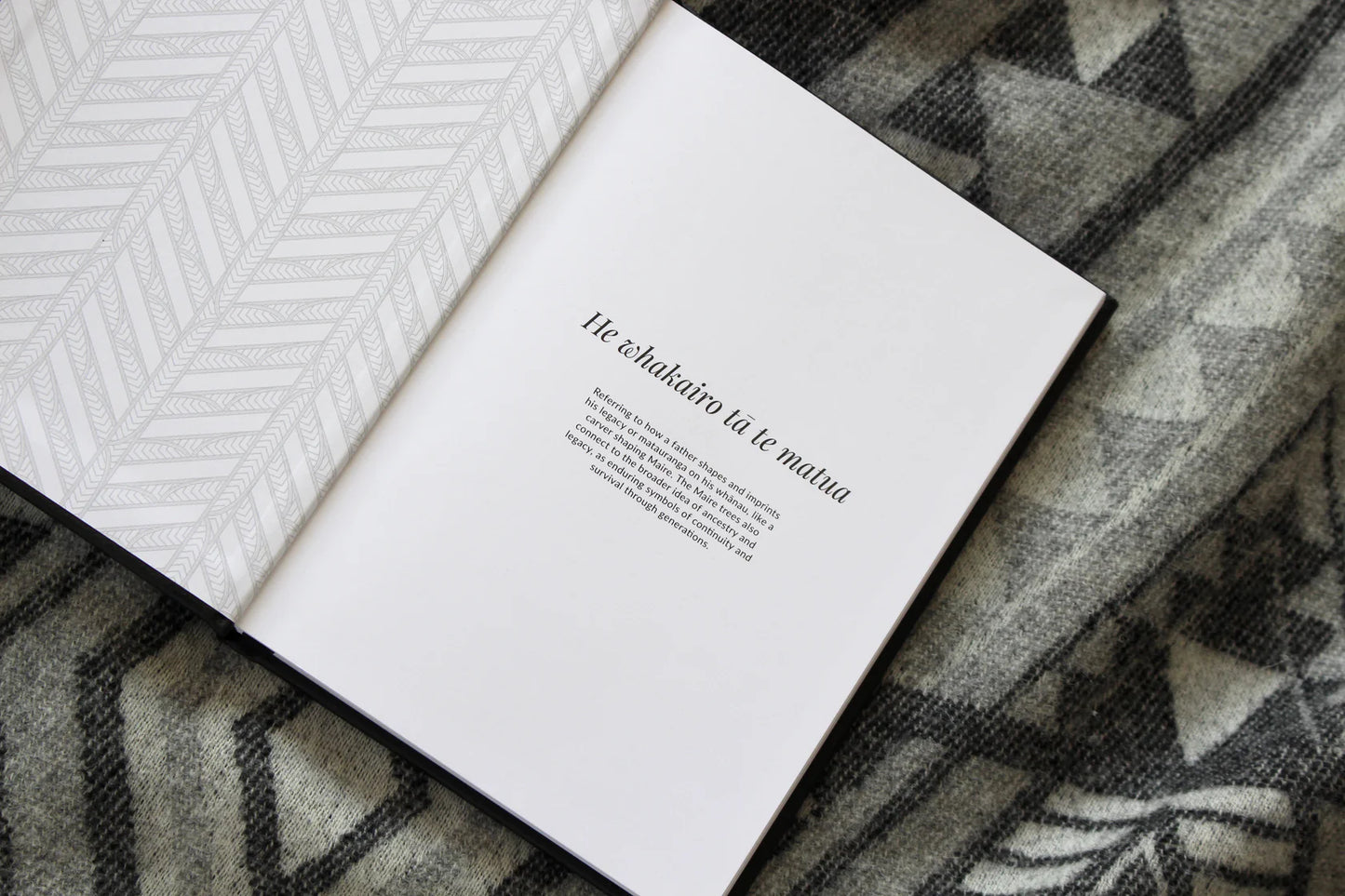 Te Ao o Pāpā - Fathers life book