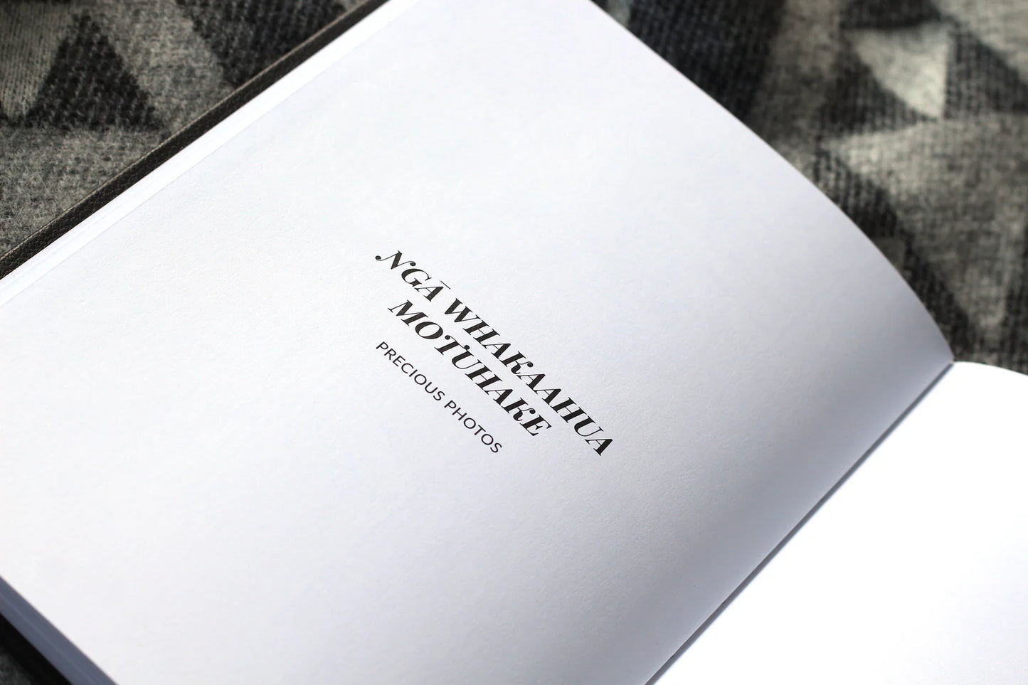 Te Ao o Pāpā - Fathers life book