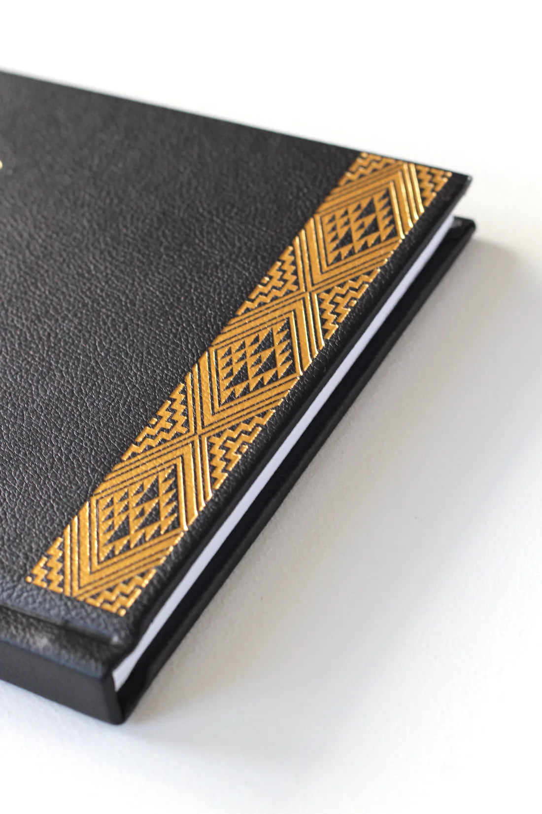 Te Ao Māmā - Mothers life book