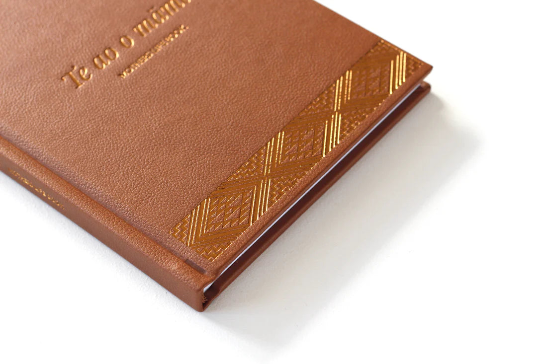 Te Ao Māmā - Mothers life book