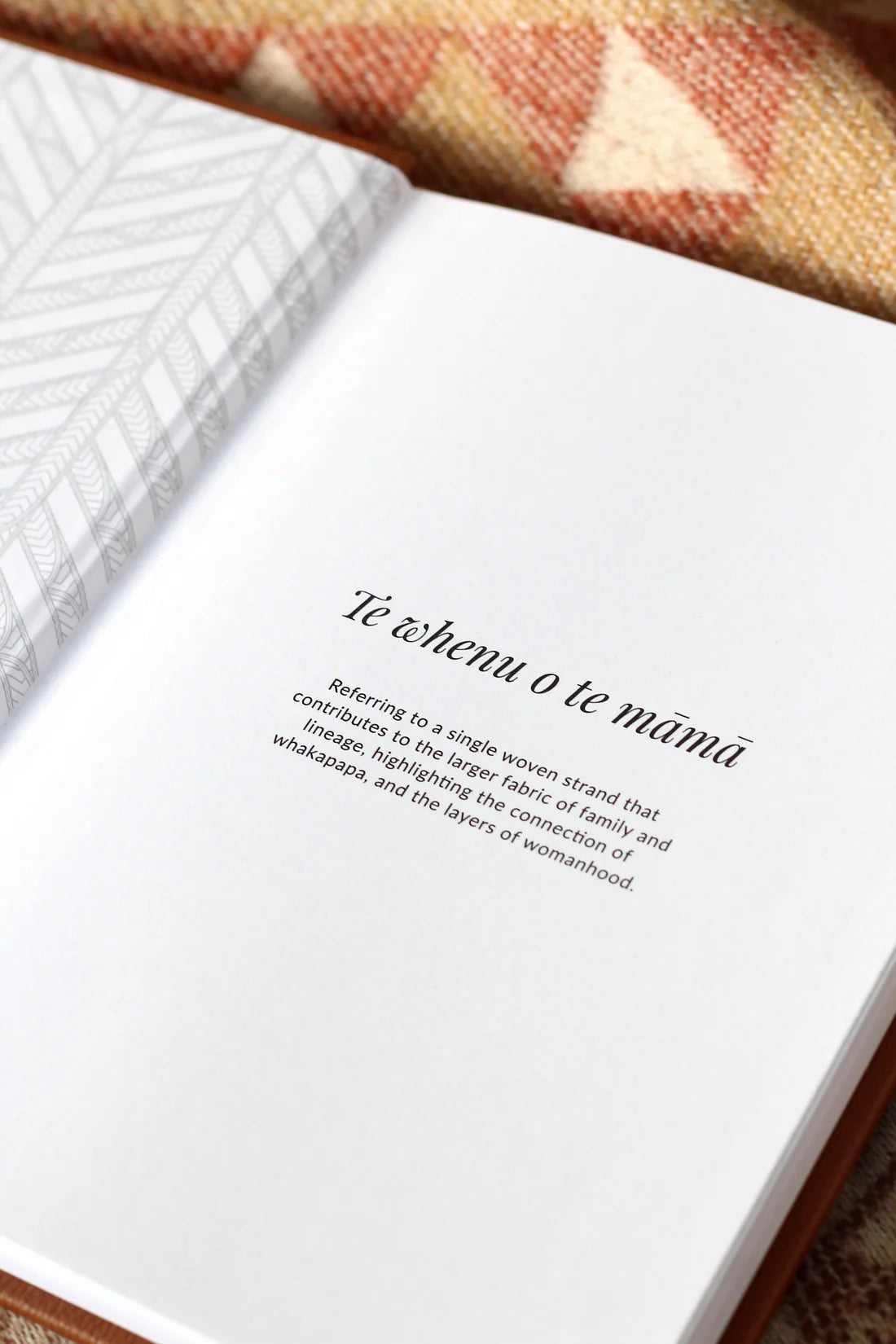 Te Ao Māmā - Mothers life book
